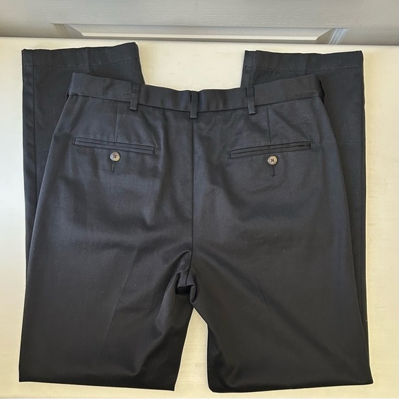 Haggar Men's Chino Pants Casual Flat Front Cotton Black Size 32 - Picture 13 of 14
